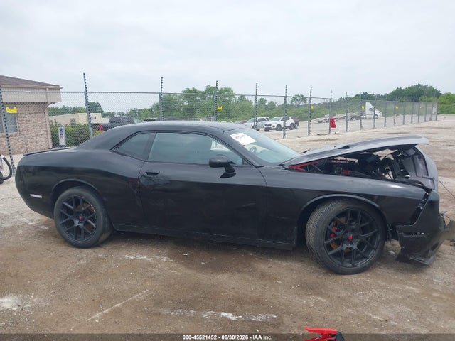 45521452 :رقم المزاد ، 2C3CDZAG0FH928062 vin ، 2015 Dodge Challenger Sxt مزاد بيع