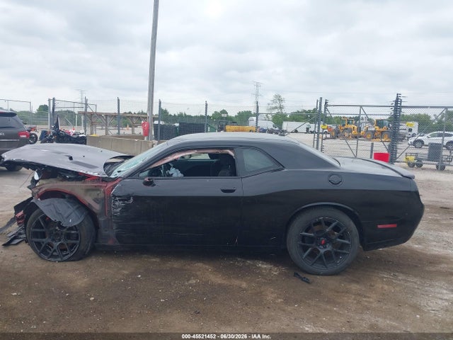 45521452 :رقم المزاد ، 2C3CDZAG0FH928062 vin ، 2015 Dodge Challenger Sxt مزاد بيع