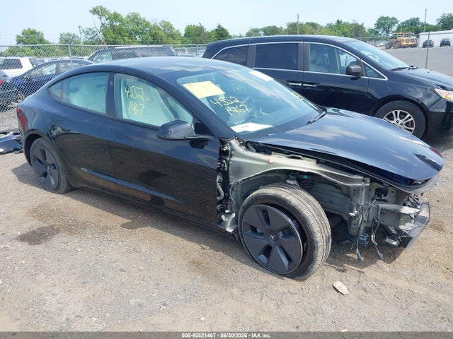 2021 Tesla Model 3 Long Range Dual Motor All-wheel Drive მანქანა იყიდება აუქციონზე, vin: 5YJ3E1EB0MF855805, აუქციონის ნომერი: 45521467