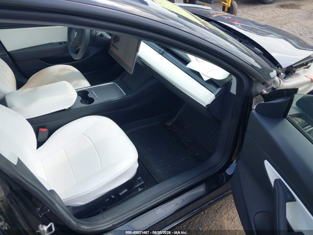 45521467 :رقم المزاد ، 5YJ3E1EB0MF855805 vin ، 2021 Tesla Model 3 Long Range Dual Motor All-wheel Drive مزاد بيع