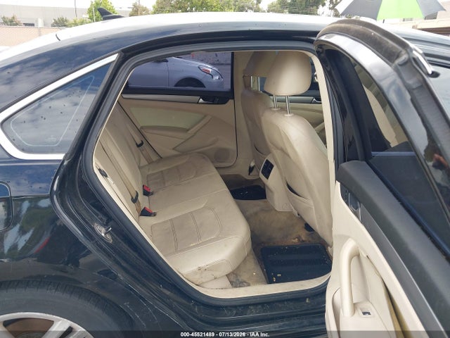 Volkswagen Passat 2.5l Se 2014 1VWBP7A35EC013013 Image 8