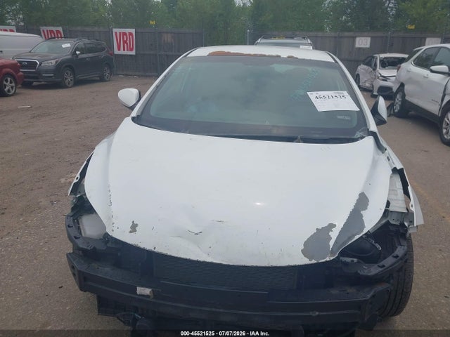 Продажа на аукционе авто 2015 Hyundai Elantra Se, vin: 5NPDH4AE4FH600916, номер лота: 45521525