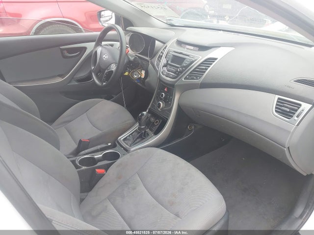 Продажа на аукционе авто 2015 Hyundai Elantra Se, vin: 5NPDH4AE4FH600916, номер лота: 45521525