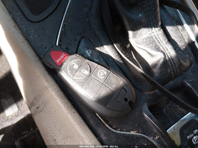 2019 Jeep Cherokee Latitude Fwd მანქანა იყიდება აუქციონზე, vin: 1C4PJLCB2KD242133, აუქციონის ნომერი: 45521526