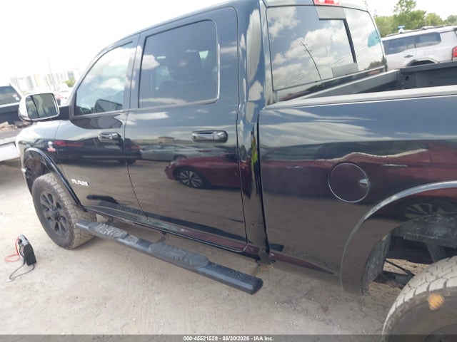 Продажа на аукционе авто 2020 Ram 2500 Laramie  4x4 6'4 Box, vin: 3C6UR5FL7LG111884, номер лота: 45521528