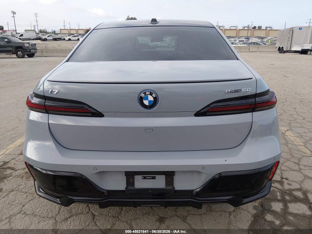 Продаж на аукціоні авто 2024 Bmw I7 Edrive50, vin: WBY43EJ06RCP27321, номер лоту: 45521541