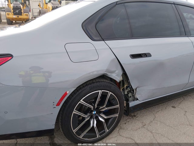 Продаж на аукціоні авто 2024 Bmw I7 Edrive50, vin: WBY43EJ06RCP27321, номер лоту: 45521541