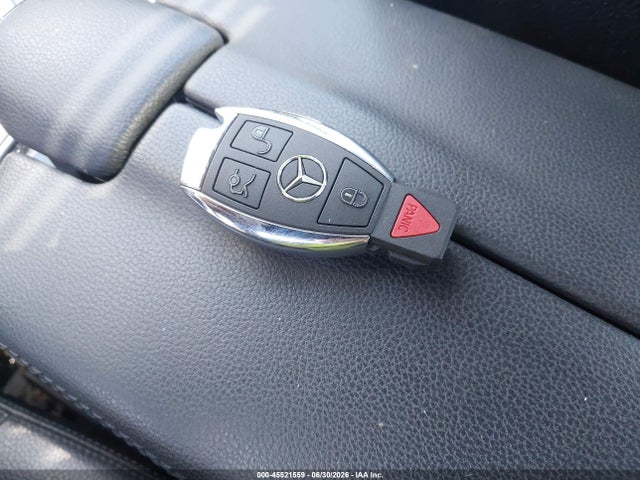 45521559 :رقم المزاد ، WDDHF5GB1BA475939 vin ، 2011 Mercedes-benz E 350 مزاد بيع