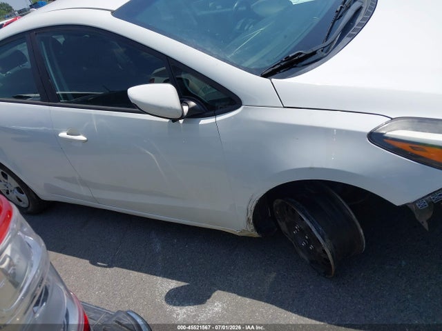 KIA FORTE LX 2018 3KPFK4A72JE218957 Image 13