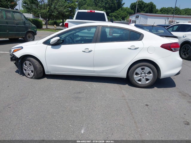 KIA FORTE LX 2018 3KPFK4A72JE218957 Image 14