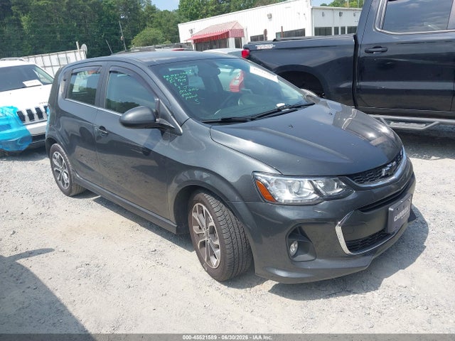 45521589 :رقم المزاد ، 1G1JD6SB5L4121994 vin ، 2020 Chevrolet Sonic Fwd  Lt 5-door مزاد بيع