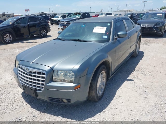 Продажа на аукционе авто 2005 Chrysler 300 Touring, vin: 2C3JA53G95H124296, номер лота: 45521605