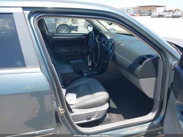 Продажа на аукционе авто 2005 Chrysler 300 Touring, vin: 2C3JA53G95H124296, номер лота: 45521605