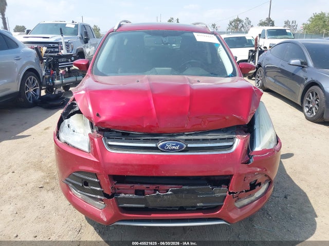1FMCU9J92EUA31846 Ford Escape Titanium