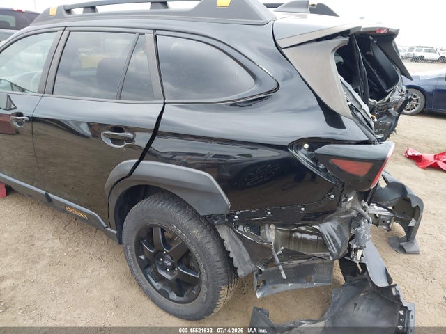 45521633 :رقم المزاد ، 4S4BTGUD4N3215405 vin ، 2022 Subaru Outback Wilderness مزاد بيع