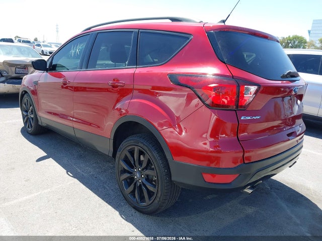 Ford ESCAPE SE 2019 1FMCU0GD5KUA35778 Image 3