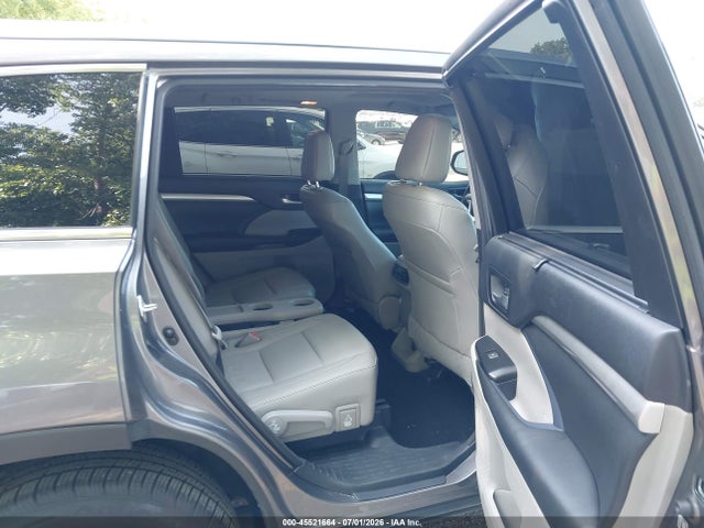 5TDJZRFH3HS473878 Toyota Highlander Xle