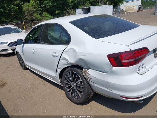 45521671 :رقم المزاد ، 3VWD17AJ9GM394066 vin ، 2016 Volkswagen Jetta 1.8t Sport مزاد بيع