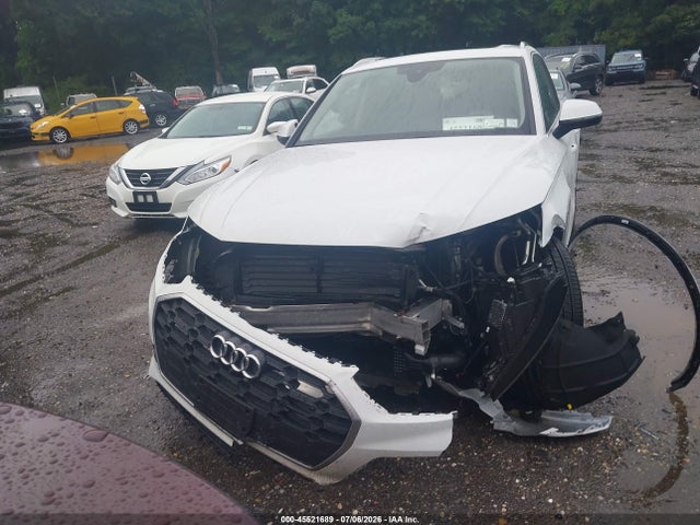 Продаж на аукціоні авто 2023 Audi Q5 Premium Plus 45 Tfsi S Line Quattro, vin: WA1EAAFY0P2179915, номер лоту: 45521689