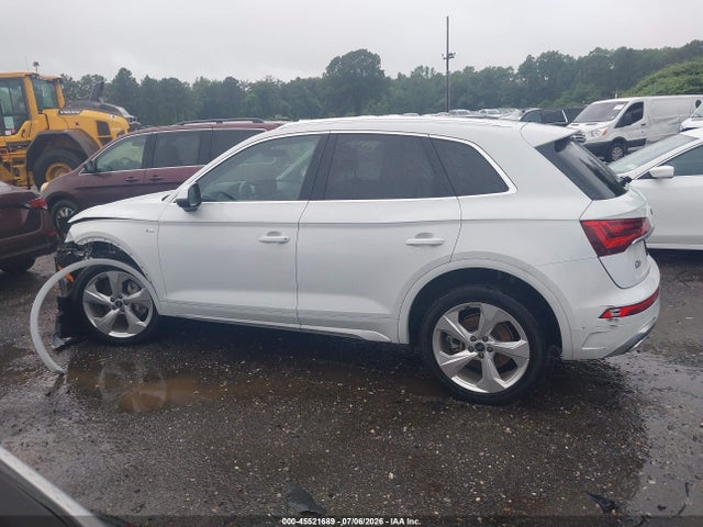 Продаж на аукціоні авто 2023 Audi Q5 Premium Plus 45 Tfsi S Line Quattro, vin: WA1EAAFY0P2179915, номер лоту: 45521689