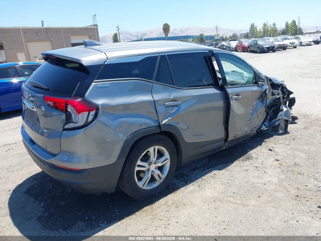 3GKALMEV0LL185590 GMC Terrain Fwd Sle