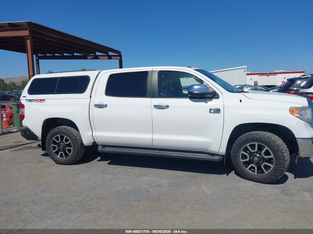 45521705 :رقم المزاد ، 5TFAY5F1XHX649396 vin ، 2017 Toyota Tundra 1794 5.7l V8 مزاد بيع