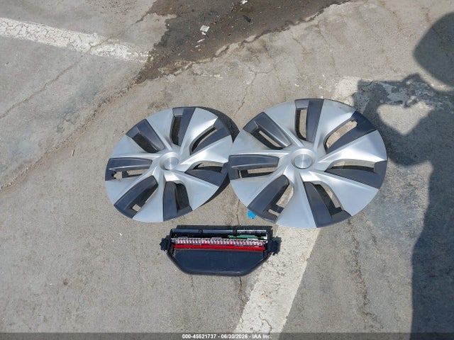 45521737 :رقم المزاد ، 7SAYGDEE1PA024149 vin ، 2023 Tesla Model Y مزاد بيع