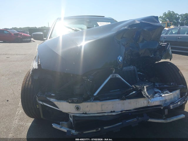 2022 Bmw 330e Xdrive მანქანა იყიდება აუქციონზე, vin: 3MW5P9J06N8C33749, აუქციონის ნომერი: 45521771