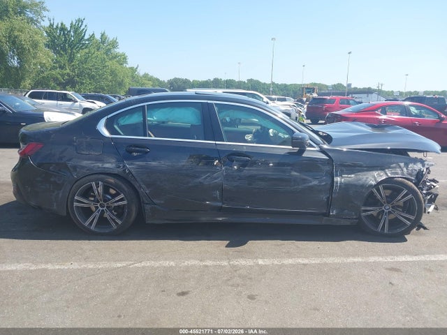 2022 Bmw 330e Xdrive მანქანა იყიდება აუქციონზე, vin: 3MW5P9J06N8C33749, აუქციონის ნომერი: 45521771