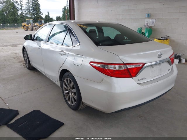 Toyota CAMRY XLE 2016 4T1BF1FK8GU131102 Image 3