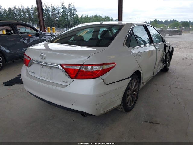 Toyota CAMRY XLE 2016 4T1BF1FK8GU131102 Image 4