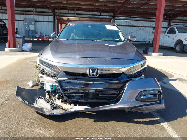 1HGCV1F98JA181341 Honda Accord Touring