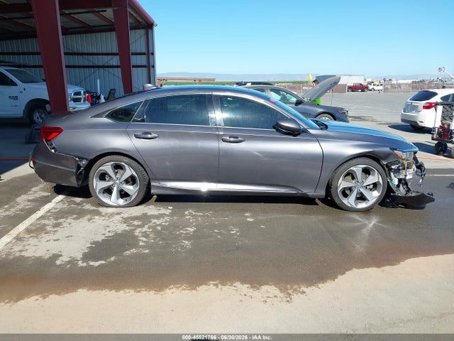 1HGCV1F98JA181341 Honda Accord Touring