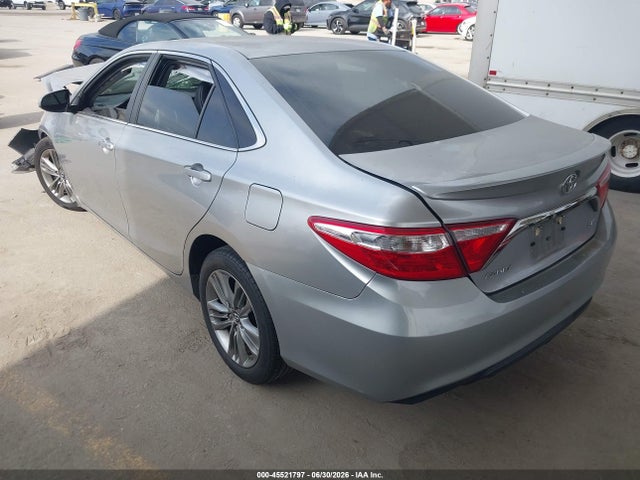 4T1BF1FK1HU713947 Toyota CAMRY SE