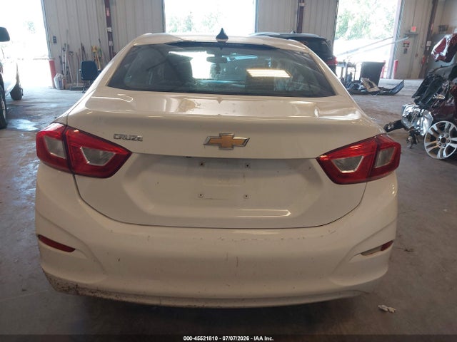 Продажа на аукционе авто 2018 Chevrolet Cruze Ls Auto, vin: 1G1BC5SM1J7105175, номер лота: 45521810