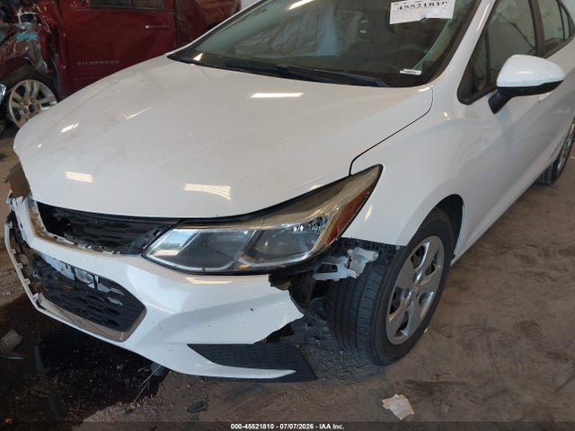Продажа на аукционе авто 2018 Chevrolet Cruze Ls Auto, vin: 1G1BC5SM1J7105175, номер лота: 45521810