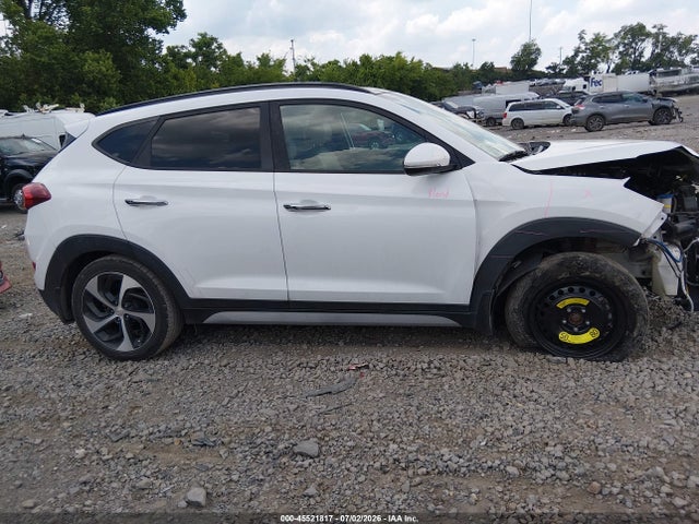 2017 Hyundai Tucson Limited მანქანა იყიდება აუქციონზე, vin: KM8J33A28HU423776, აუქციონის ნომერი: 45521817