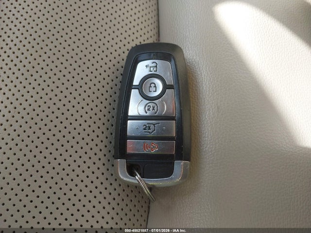45521887 :رقم المزاد ، 1FMCU9J9XLUA15505 vin ، 2020 Ford Escape Titanium مزاد بيع