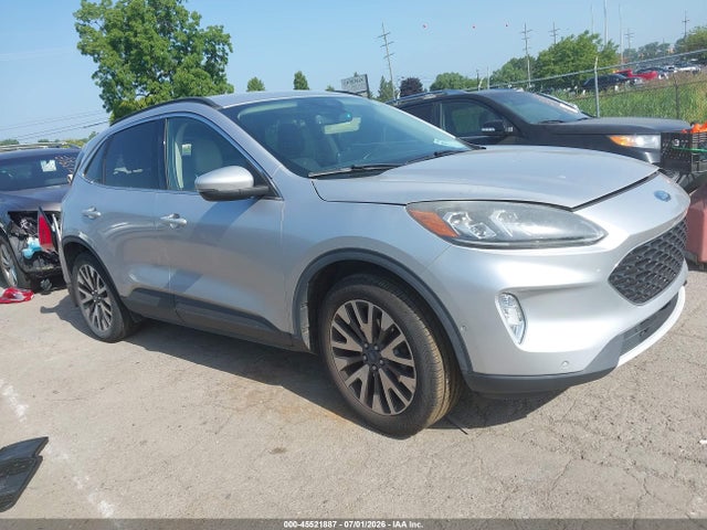 45521887 :رقم المزاد ، 1FMCU9J9XLUA15505 vin ، 2020 Ford Escape Titanium مزاد بيع