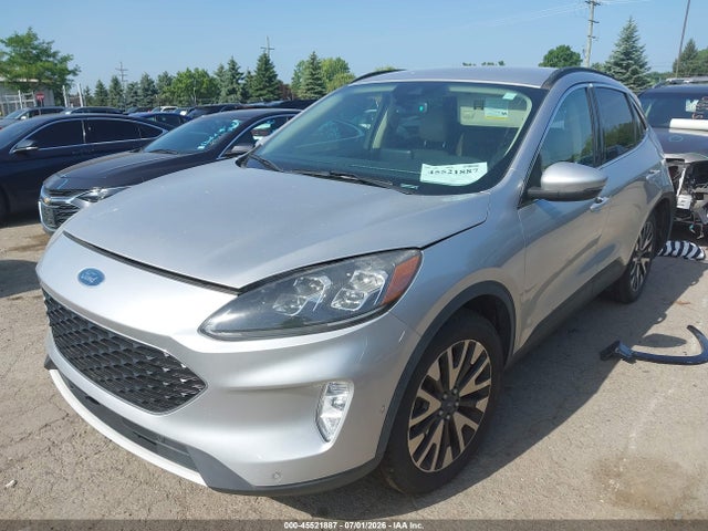 45521887 :رقم المزاد ، 1FMCU9J9XLUA15505 vin ، 2020 Ford Escape Titanium مزاد بيع