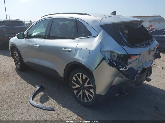 45521887 :رقم المزاد ، 1FMCU9J9XLUA15505 vin ، 2020 Ford Escape Titanium مزاد بيع