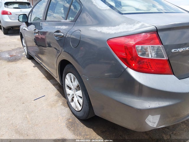 Auction sale of the 2012 Honda Civic Lx, vin: 2HGFB2E52CH553335, lot number: 45521923