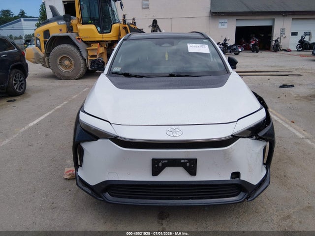 JTMABACAXPA031768 Toyota BZ4X XLE