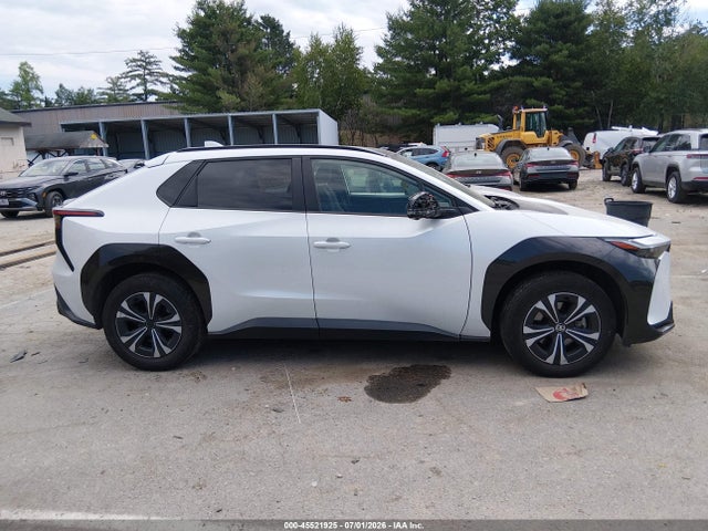 JTMABACAXPA031768 Toyota BZ4X XLE