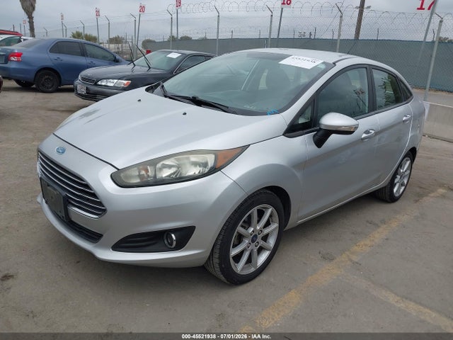 Ford FIESTA SE 2015 3FADP4BJ3FM129632 Image 2