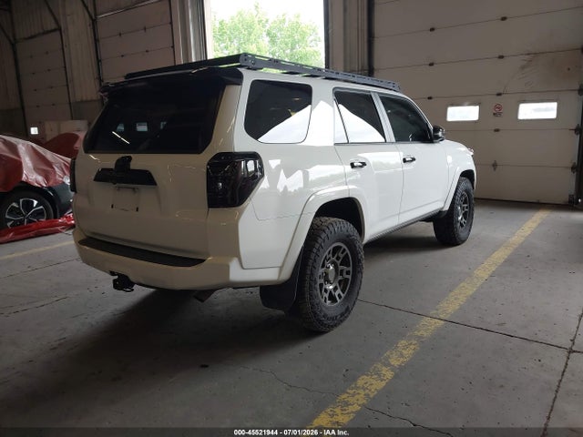 JTEBU5JR0L5831122 Toyota 4runner Venture Special Edition