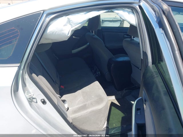 Toyota Prius Two 2015 JTDKN3DU1F1941016 Image 8