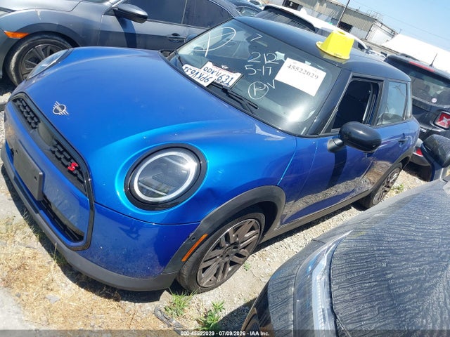 Auction sale of the 2025 Mini Hardtop Cooper S, vin: WMW53GD09S2W35903, lot number: 45522029