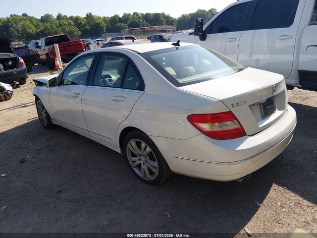 Продажа на аукционе авто 2011 Mercedes-benz C 300 Luxury, vin: WDDGF5EB5BA504597, номер лота: 45522073