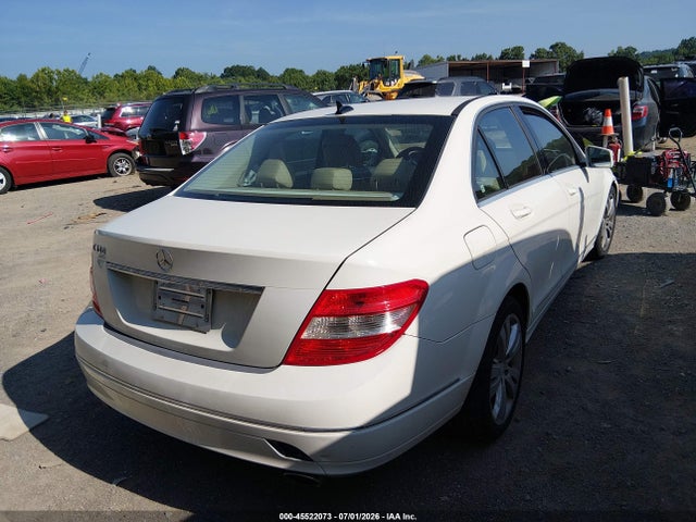 Продажа на аукционе авто 2011 Mercedes-benz C 300 Luxury, vin: WDDGF5EB5BA504597, номер лота: 45522073